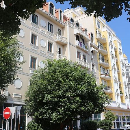 Apartment Vaja Fshavela N16 Batumi Kültér fotó