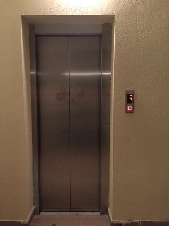 Apartment Vaja Fshavela N16 Batumi Szoba fotó