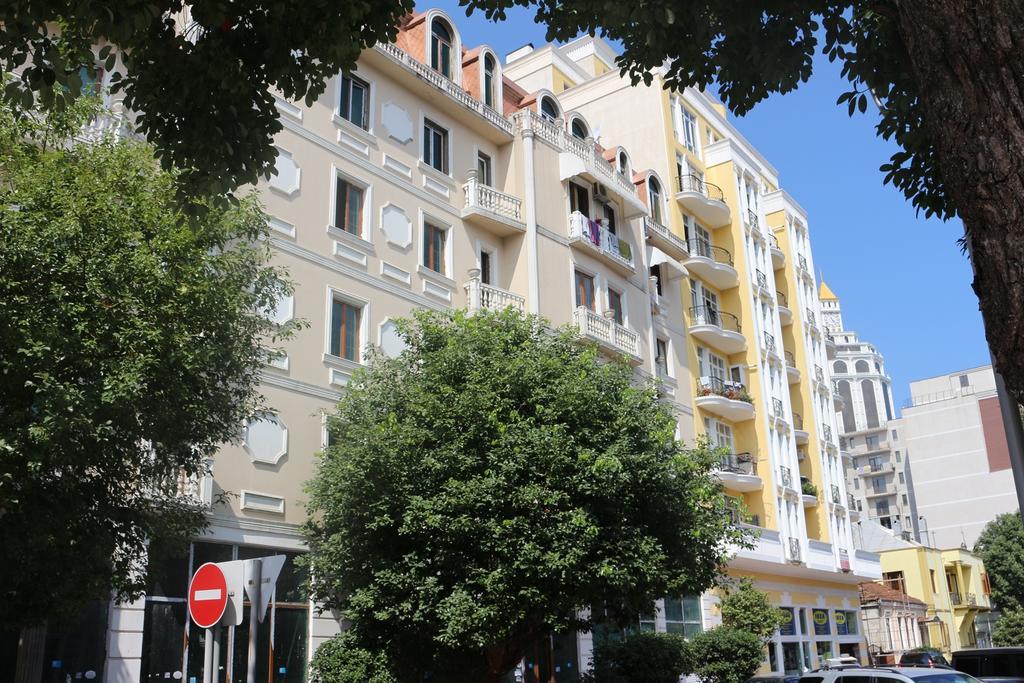 Apartment Vaja Fshavela N16 Batumi Kültér fotó
